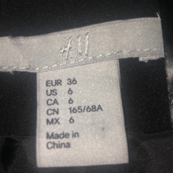 H&M Black Pencil Skirt size 6 - Picture 6 of 9